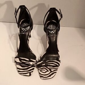 Vince Camuto  Heeled Sandal
